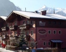 PEOPLE'S Hotel