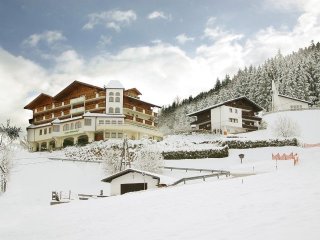 Hotelový penzion Jägerhof - Tyrolsko - Rakousko, Kolsassberg - Lyžařské zájezdy