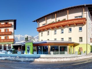 Hotel Krone - Tyrolsko - Rakousko, Oberperfuss - Lyžařské zájezdy