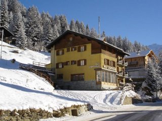 Hotel Confinale - Lombardie - Itálie, Santa Caterina - Lyžařské zájezdy