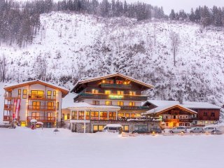 Hotel Garni & Landhaus Rohregger - Salcbursko - Rakousko, Neukirchen am Großvenediger - Lyžařské zájezdy