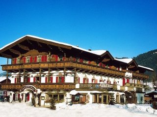 Kaiserhotels Neuwirt - Tyrolsko - Rakousko, Oberndorf - Lyžařské zájezdy