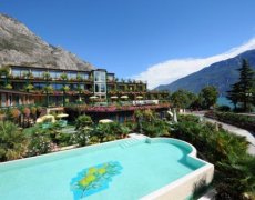 Hotel Alexander  - Limone Sul Garda