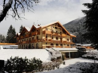 Holidays Dolomiti Resort - Carisolo - Itálie, Val di Sole - Ubytování
