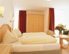 Hotel Pütia - Antermoia / San Martino in Badia