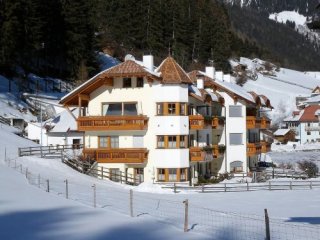 Apartmánový Dům Floralpin - Dolomiti Superski - Itálie, Kronplatz - Plan de Corones - Lyžařské zájezdy