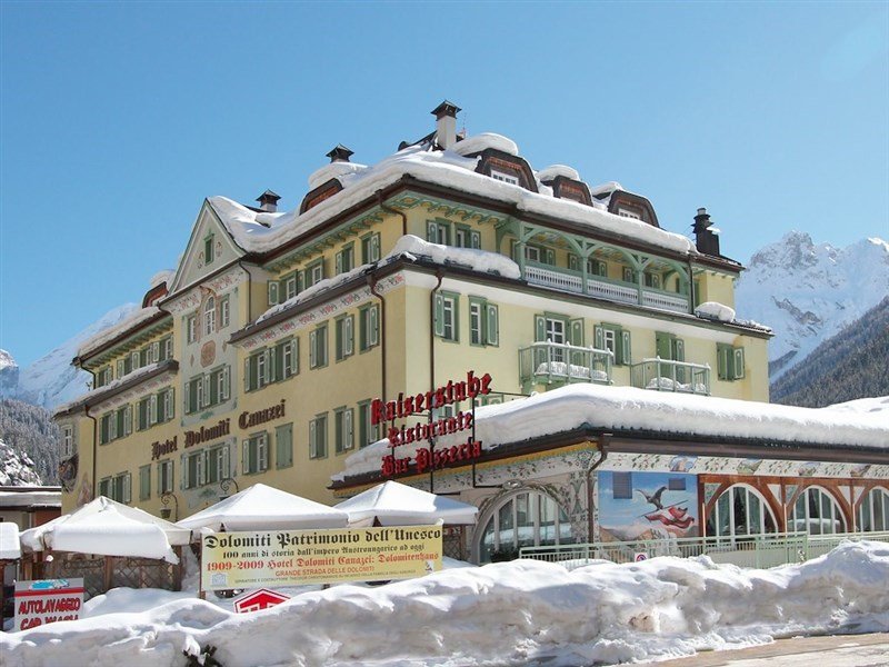 Schloss Hotel Dolomiti - Dolomiti Superski - Itálie, Val di Fassa - Pobytové zájezdy