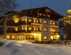 Hotel Dolomiten