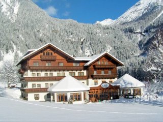 Alpenhotel Badmeister se skipasem - Korutany - Rakousko, Mölltal - Ankogel - Lyžařské zájezdy