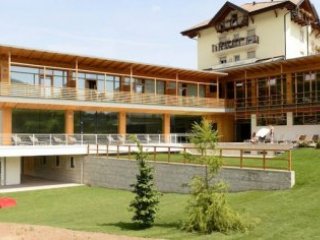 Hotel Corona Dolomites - Lyžařské zájezdy