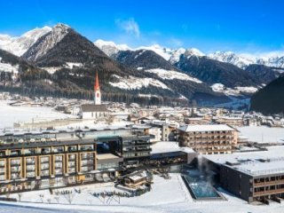 Hotel Schwarzenstein Alpine Luxury Spa Resort - Valle Aurina - Itálie, Speikboden, Klausberg - Lyžařské zájezdy