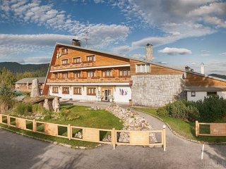 Wellness Hotel BAHENEC - Písek u Jablunkova - Beskydy - Česká republika, Písek u Jablunkova - Lyžařské zájezdy