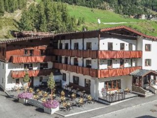 first mountain Hotel Ötztal - Lyžařské zájezdy