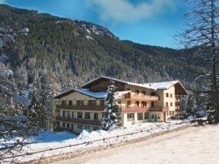 Hotel Villa Emma - Alba di Canazei - Val di Fassa/Trevalli - Itálie, Alba di Canazei - Lyžařské zájezdy
