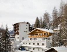 Hotel Karl Schranz