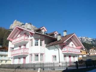 Apartmány Villetta Giumella - Dolomity - Itálie, Val di Fassa - Lyžařské zájezdy