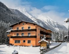 Hotel Hubertus  se skipasem
