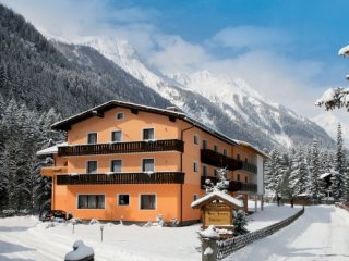 Hotel Hubertus  se skipasem - Korutany - Rakousko, Mölltal - Ankogel - Lyžařské zájezdy