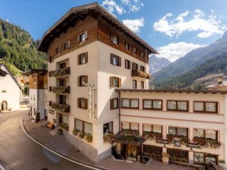 Italia - Dolomity - Itálie, Val di Fassa - Lyžařské zájezdy