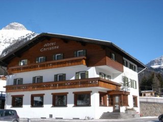 Christine - Dolomity - Itálie, Val di Fassa - Lyžařské zájezdy