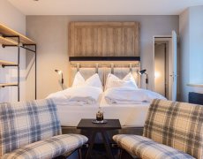 ALPINE INN Davos