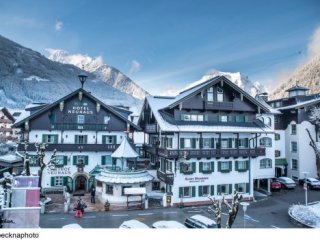 Hotel Neuhaus - Tyrolsko - Rakousko, Zillertal 3000, Hintertux - Lyžařské zájezdy