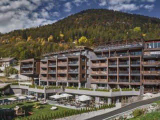 Hotel Molaris Lodges - Dolomiti Superski - Itálie, Rio Pusteria, Bressanone - Valle Isarco - Lyžařské zájezdy