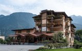 Hotel Job - Garden & Spa