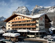 Hotel Ladinia