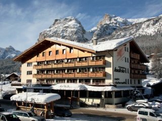 Hotel Ladinia - Dolomiti Superski - Itálie, Alta Badia - Lyžařské zájezdy