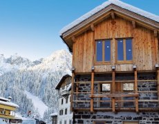 Chalet Debby