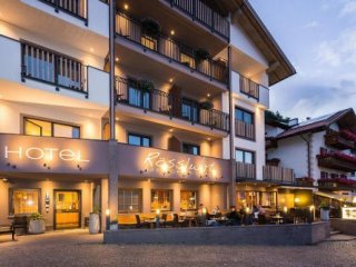 Hotel Rösslwirt - Dolomiti Superski - Itálie, Val Gardena, Alpe di Siusi - Lyžařské zájezdy