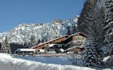 Katalog zájezdů, Hotel Roy