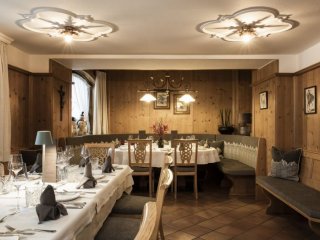 Hotel Medrazerhof - Tyrolsko - Rakousko, Fulpmes - Lyžařské zájezdy