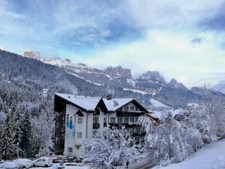 Hotel Fanes - Dolomiti Superski - Itálie, Alpe Lusia, San Pellegrino - Tre Valli - Lyžařské zájezdy