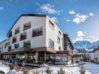 Hotel Tyrol - Dolomiti Superski - Itálie, 3 Zinnen - Tre Cime Dolomiti - Lyžařské zájezdy