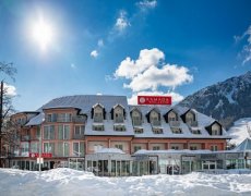 Hotel Ramada Hotel & Suites