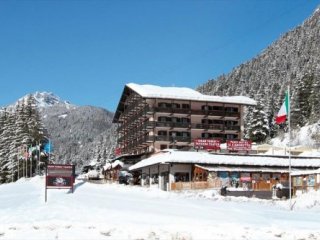 Il Caminetto - Dolomity - Itálie, Val di Fassa - Lyžařské zájezdy