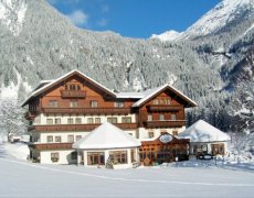 Alpenhotel Badmeister se skipasem