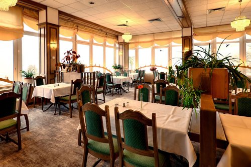 Panorama Hotel Oberwiesenthal S - Krušné hory / Fojtsko - Německo, Fichtelberg - Oberwiesenthal - Lyžařské zájezdy