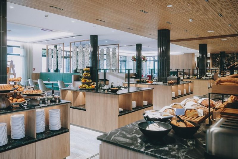 Hotel GRAND Elisabeth - Horní Rakousko - Rakousko, Bad Goisern - Lyžařské zájezdy