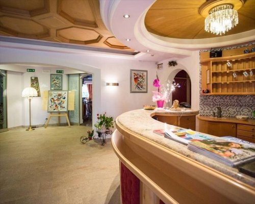 Jan Maria - Dolomity - Itálie, Val di Fassa - Lyžařské zájezdy