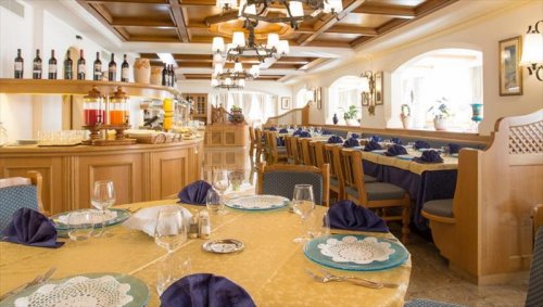 Jan Maria - Dolomity - Itálie, Val di Fassa - Lyžařské zájezdy