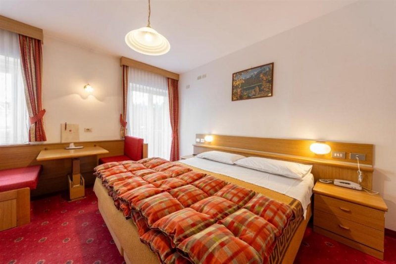 Hotel Cristallo - Dolomiti Superski - Itálie, Val di Fassa - Lyžařské zájezdy