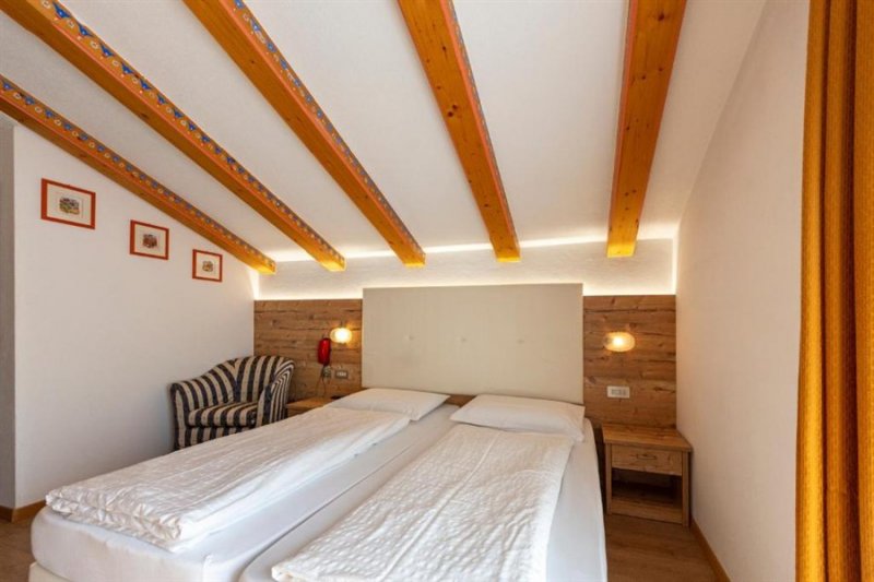 Hotel Cristallo - Dolomiti Superski - Itálie, Val di Fassa - Lyžařské zájezdy