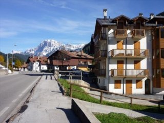 Apartmány Casa Stella - Dolomiti Superski - Itálie, Alpe Lusia - San Pellegrino - Lyžařské zájezdy Apartmány Casa Stella - Dolomiti Superski - Itálie, Alpe Lusia - San Pellegrino - Lyžařské zájezdy