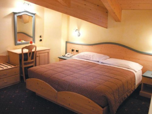 Hotel Stella Montis - Val di Fassa - Itálie, Campitello di Fassa - Lyžařské zájezdy