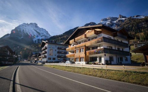Hotel Cesa Rotic - Val di Fassa/Trevalli - Itálie, Alba di Canazei - Lyžařské zájezdy