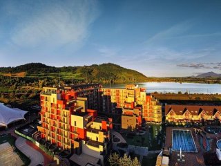 TATRY & BEŠEŇOVÁ nejlepší lyžovačka a termály na Slovensku - Slovensko, Bešeňová - Poznávací zájezdy TATRY & BEŠEŇOVÁ nejlepší lyžovačka a termály na Slovensku - Slovensko, Bešeňová - Poznávací zájezdy