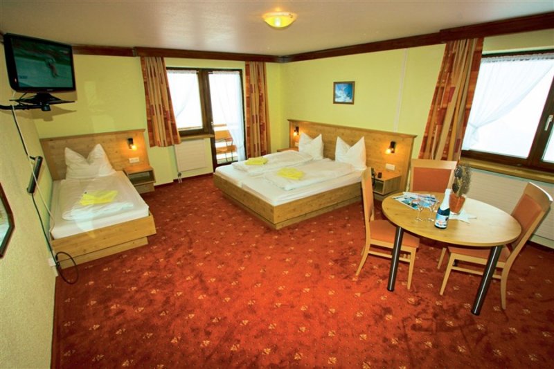 Alpenhotel Garfrescha - Vorarlberg - Rakousko - Lyžařské zájezdy